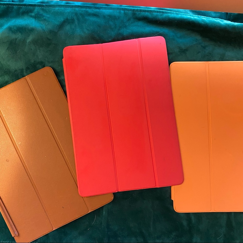 Used Apple iPad 10.2 inch Smart Covers